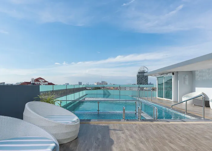 Garner Hotel Pattaya Central By Ihg