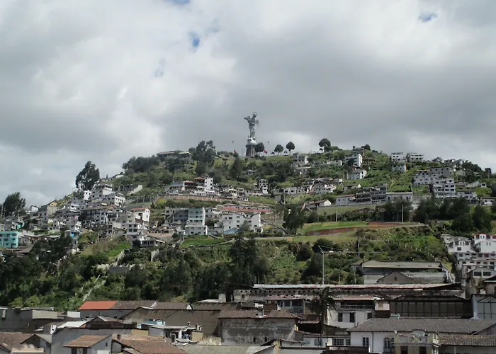 Hotel + Arte Quito