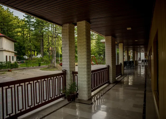 Chinar Family Resort Bhurban