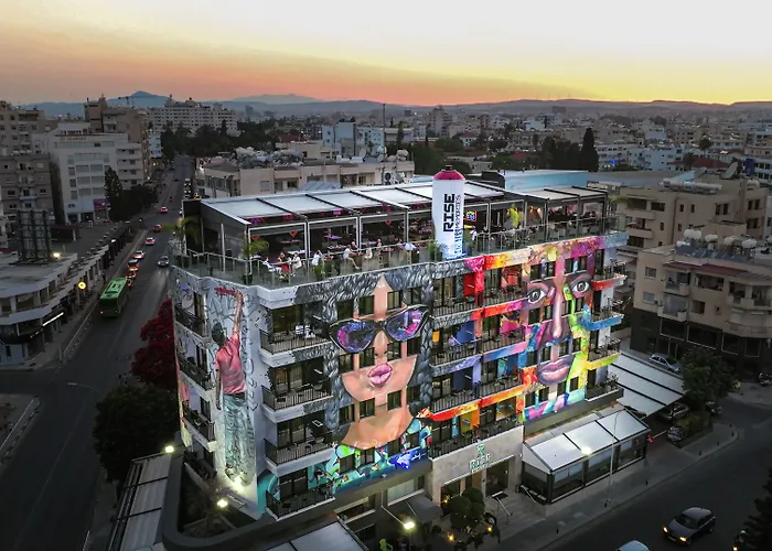 Rise Urban Art Hotel Larnaca