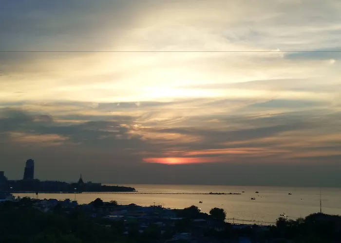 Ruenthip Pattaya Hotel