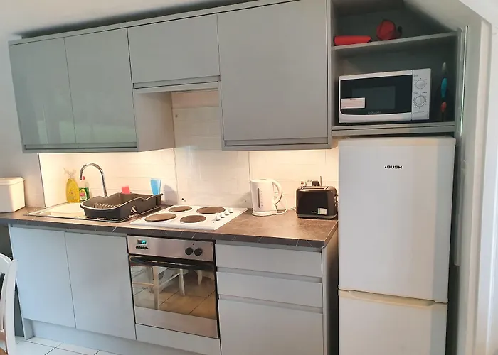 Freshwater Bay Holiday Cottages Pembroke
