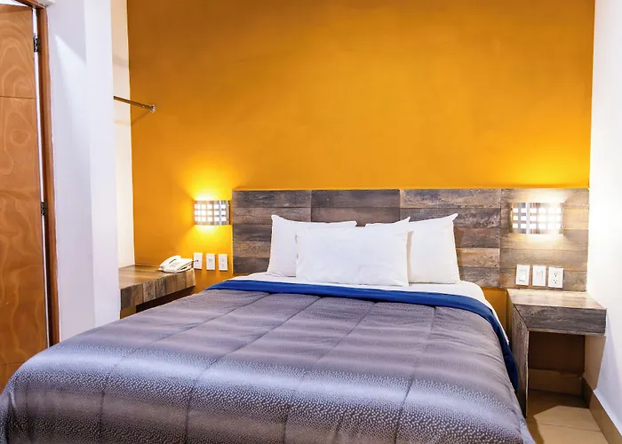 Hotel Opportunity León