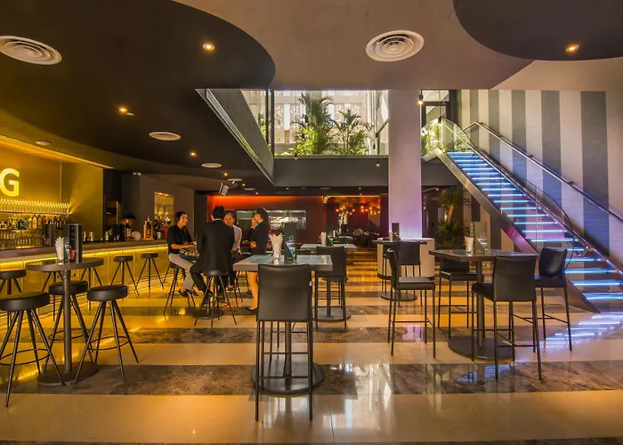 Sun & Moon, Urban Hotel Phnom Penh