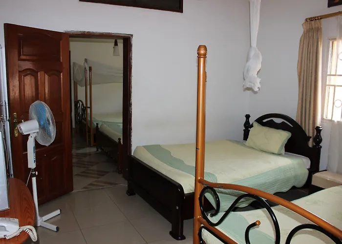 Anderita Beach Hotel Entebbe