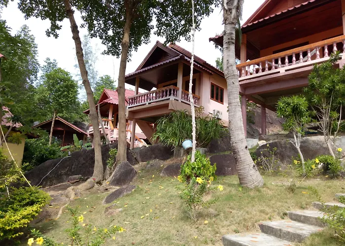 J.B.Hut Bungalows Haad Yao