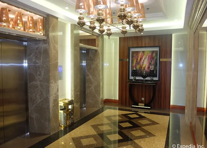 Central Park Tower Resort Ángeles