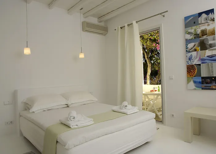 Kapetan Tasos Suites Pollonia