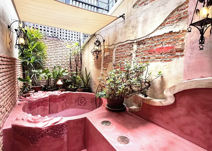 Old Capital Bike Inn - Sha Certified Bangkok