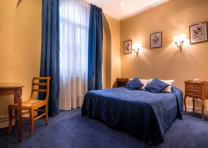 Hotel Des Arts - Cite Bergere Paris