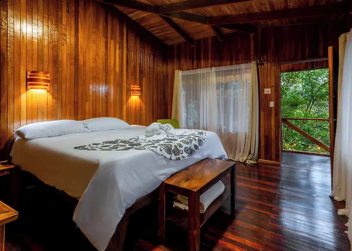 Hotel Holístico Monteverde