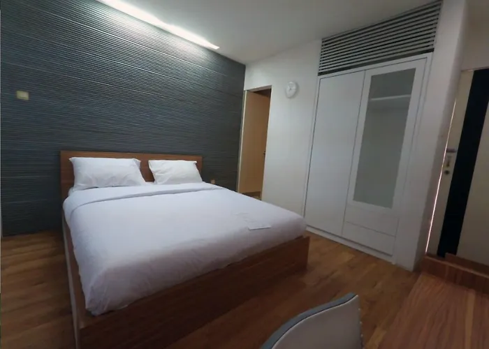 Flat06 Cipete Hotel Jakarta