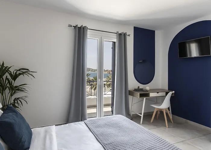 Hotel Kontes Comfort Parikia 