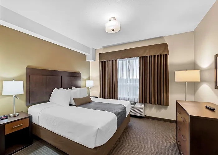 Best Western Plus Lacombe Inn And Suites