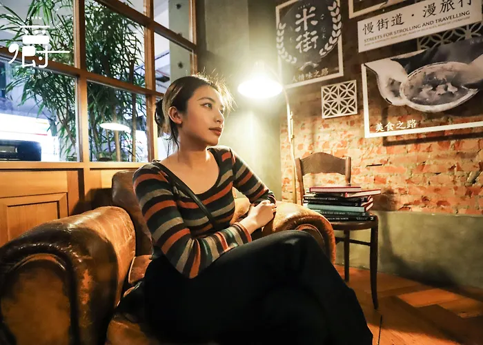 Roots Chew Hotel Tainan