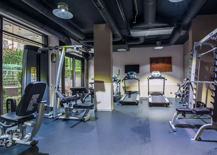 Best Western Plus Olives City Hotel - Free Pool & Parking Sofía