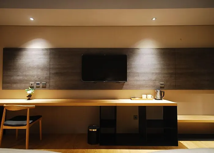 Chiayi Guanzhi Hotel