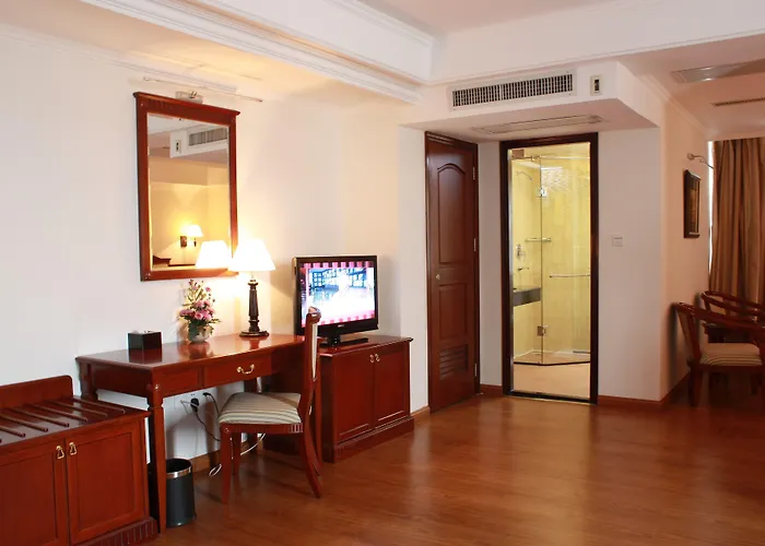 Lux Riverside Hotel & Apartment Phnom Penh