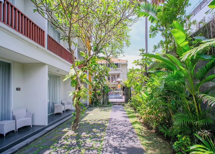 Transera Kamini Legian Hotel