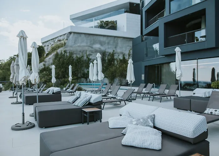 Boutique & Design Hotel Navis - Small Luxury Hotels Of The World Opatija