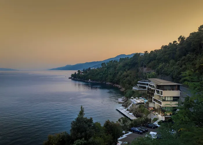 Boutique & Design Hotel Navis - Small Luxury Hotels Of The World Opatija