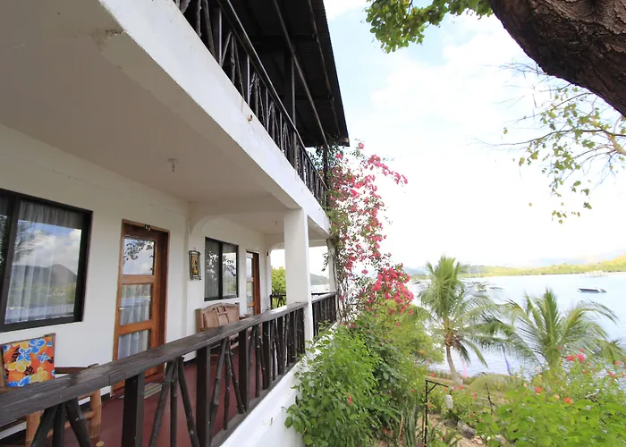 Discovery Island Resort Coron