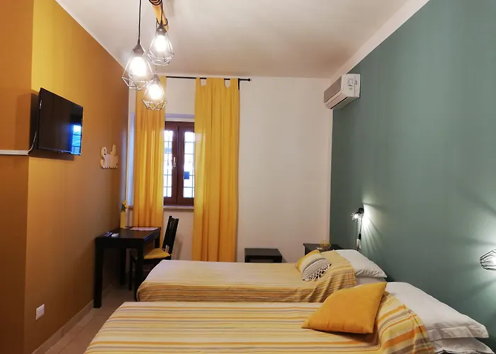 The Yellow House Fiumicino