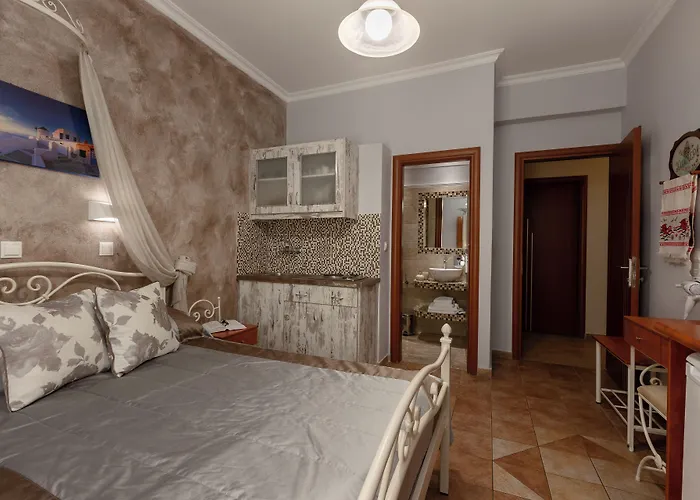Polydefkis Hotel Kamari 