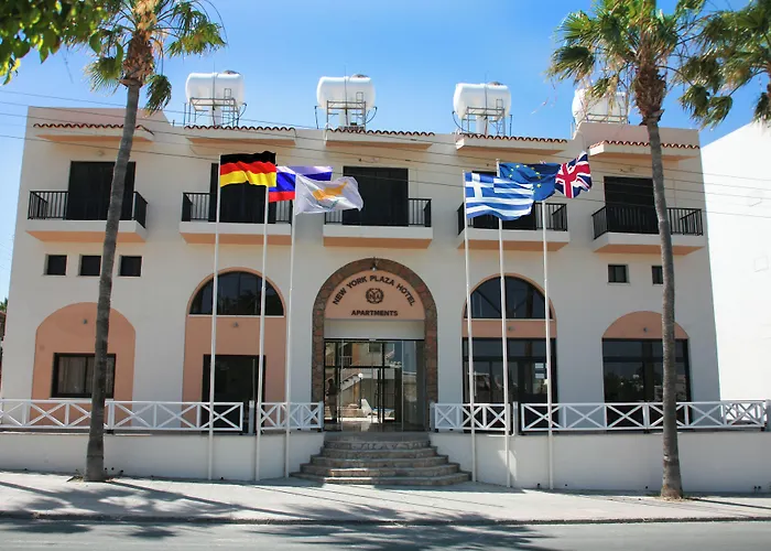 New York Plaza Hotel Apartments Paphos