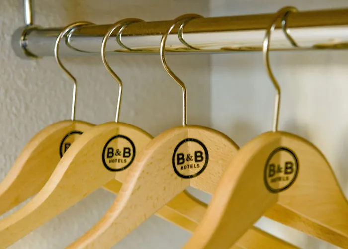 B&B Hotel Niort Marais Poitevin Est