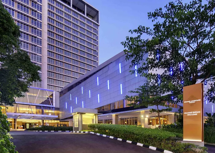 Grand Mercure Solo Baru