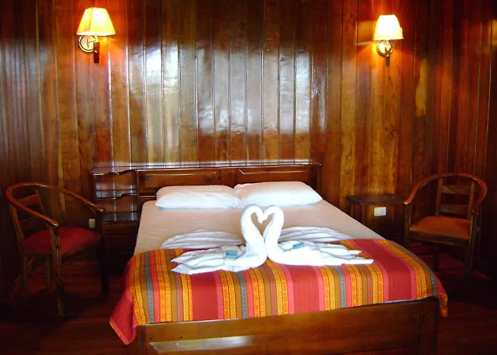 Miss Junies Lodge Tortuguero