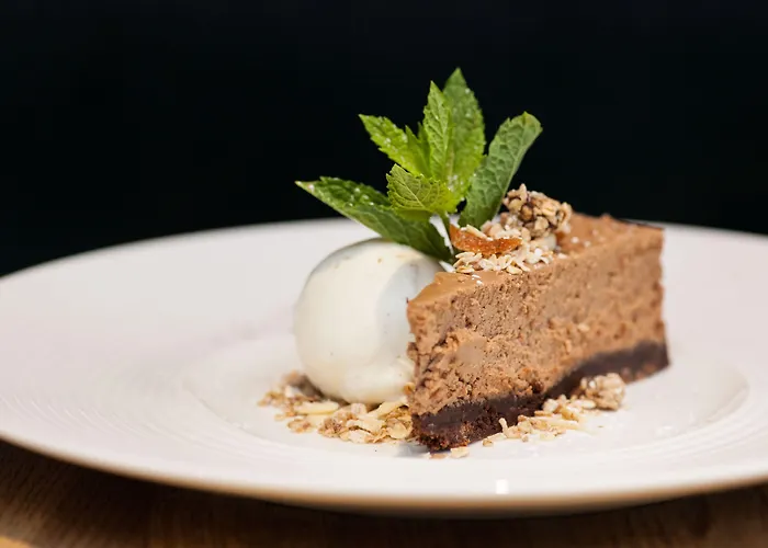 The Crown & Kitchen Hotel East Linton