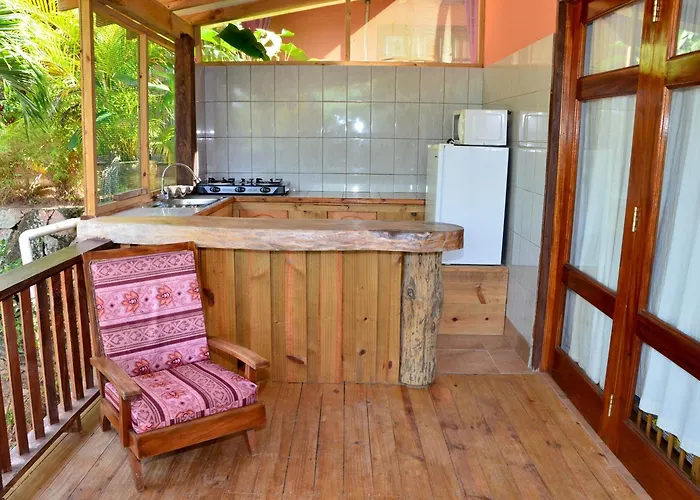 Kaz Ladouceur Bed & Breakfast La Digue