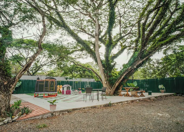 Ala Amid Bed And Breakfast Puerto Princesa