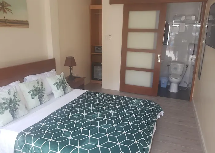Hayahay Resort Panglao