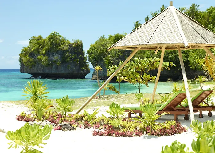Amun Ini Beach Resort & Spa Anda 
