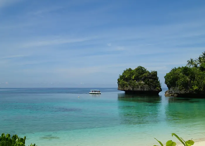 Amun Ini Beach Resort & Spa Anda 