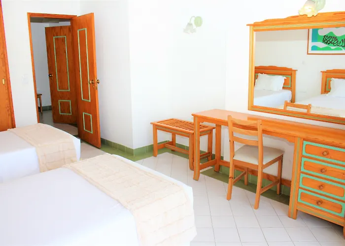 Ourabay Hotel Apartamento - Art & Holidays Albufeira