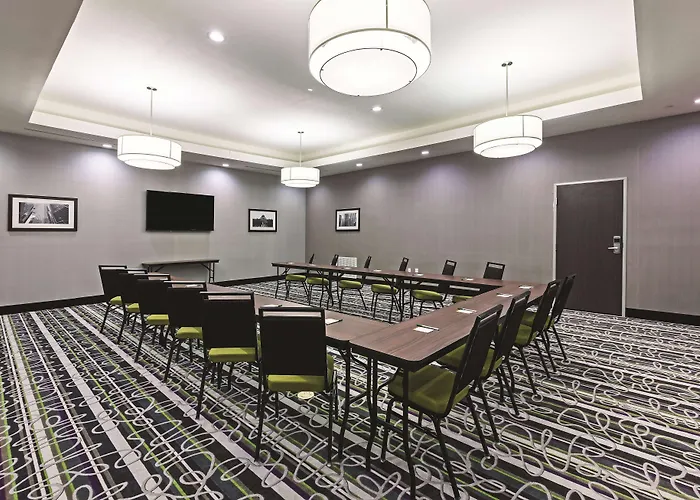 La Quinta By Wyndham College Station South Hotel