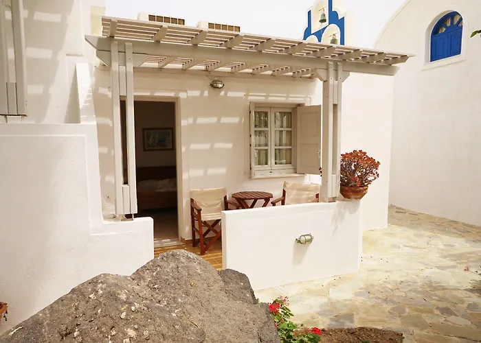 Rodakas Hotel Akrotiri 