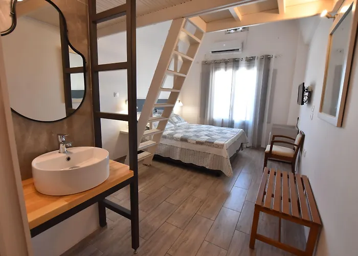 Rodakas Hotel Akrotírion