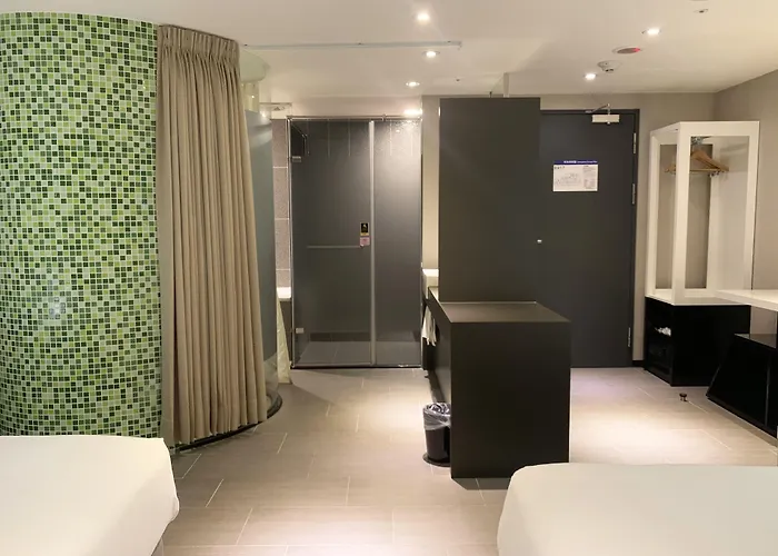 Wholesome Hotel Taipei