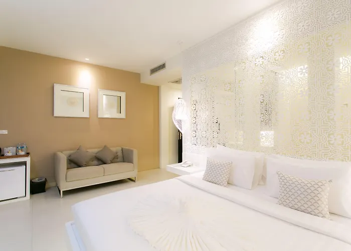 The House Patong Hotel