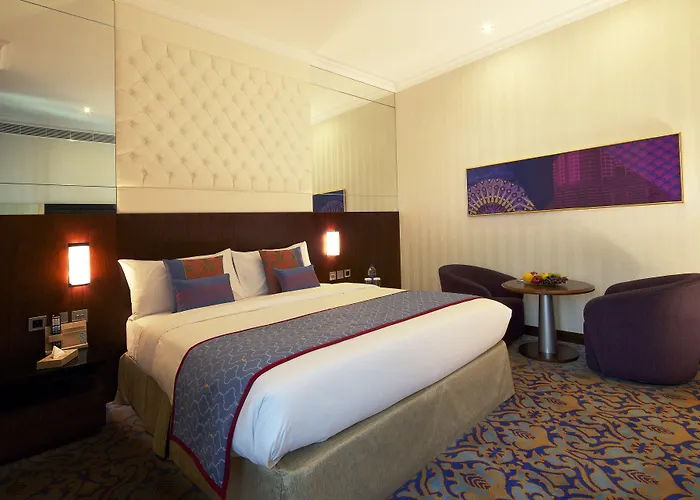 Raviz Center Point Hotel Dubai
