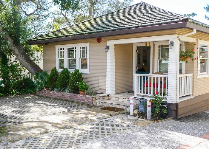 Briarwood Inn Carmel-by-the-Sea