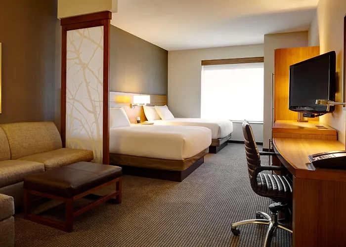 Hyatt Place Lansing-East