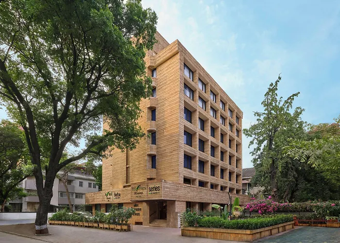 Hotel Midtown Pritam Mumbai