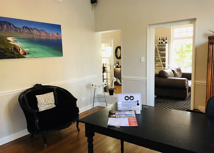 Albourne Guesthouse Somerset West