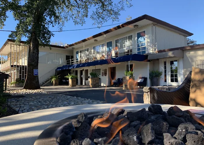 Golden Haven Hot Springs Hotel Calistoga